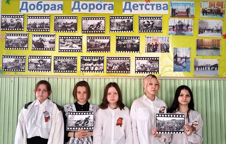 Оформление школы к Дню Победы!.