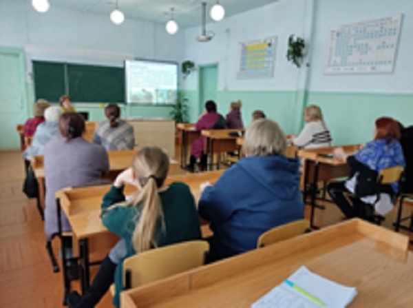 Заседание школьного методического объединения классных руководителей.