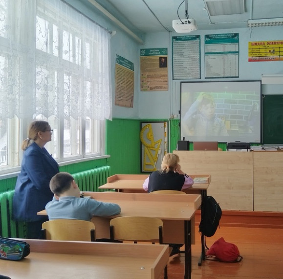 Мероприятий в нашей школе по повышению эффективности противодействия преступлениям с использованием информационных технологий.